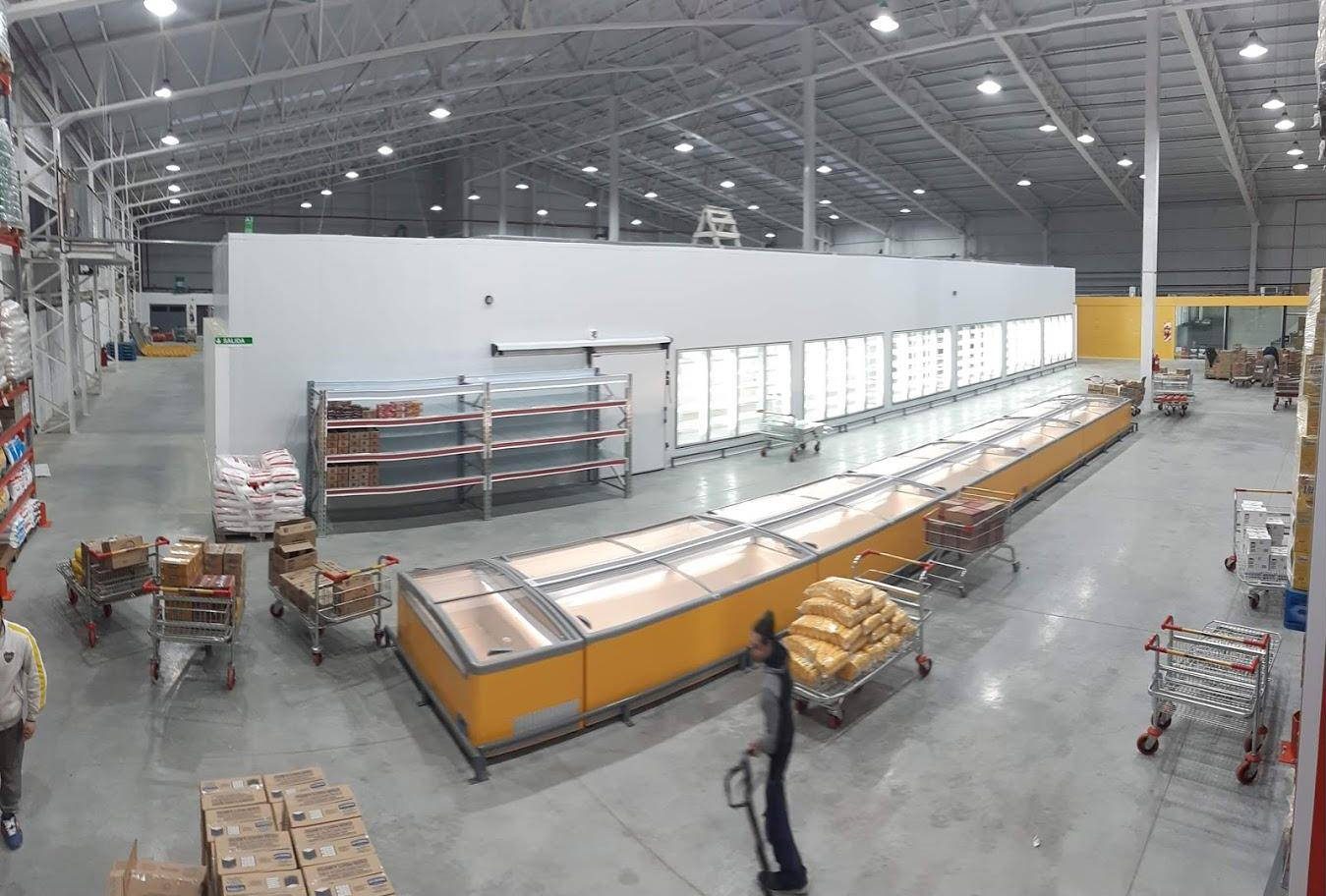 Interior de Supermercados Diaco
